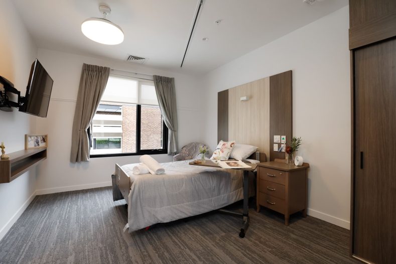 Deluxe Suite at Hawthorn Community